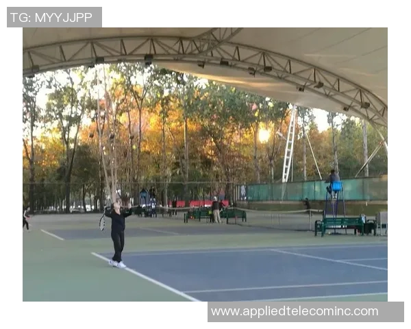 成都网球队展现强大实力联赛点评与未来展望分析 成都网球队展现强大实力联赛点评与未来展望分析