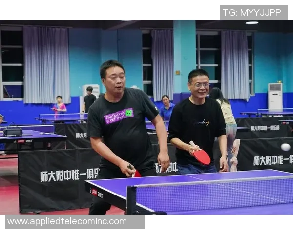 深圳乒乓球队的团队协作之道：凝聚力与默契的完美结合