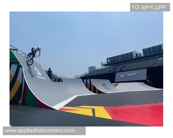 滑板精英赛点评：重庆极限运动队的团队协作表现